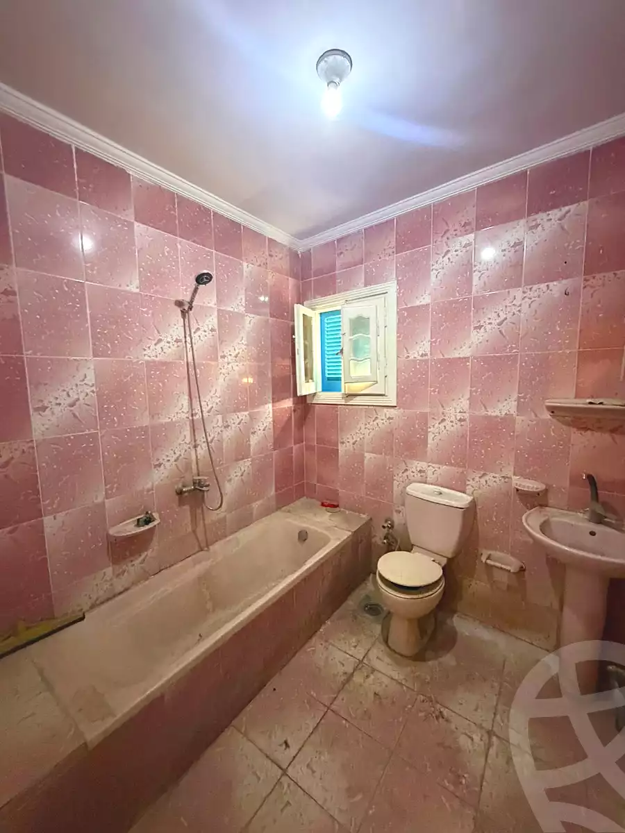 https://aqarmap.com.eg/en/listing/6892107-for-rent-alexandria-al-agamy-lbytsh