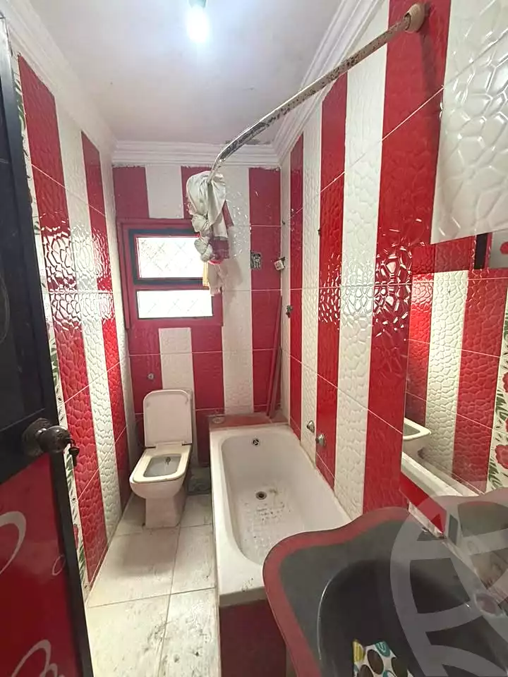 https://aqarmap.com.eg/ar/listing/6892267-for-sale-alexandria-al-agamy-lbytsh-al-andalous-wa-al-hgaz-st