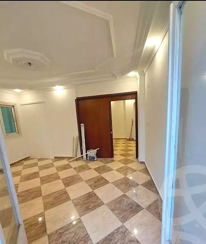 https://aqarmap.com.eg/ar/listing/6892325-for-sale-alexandria-el-asafra-l-sfr-bhry
