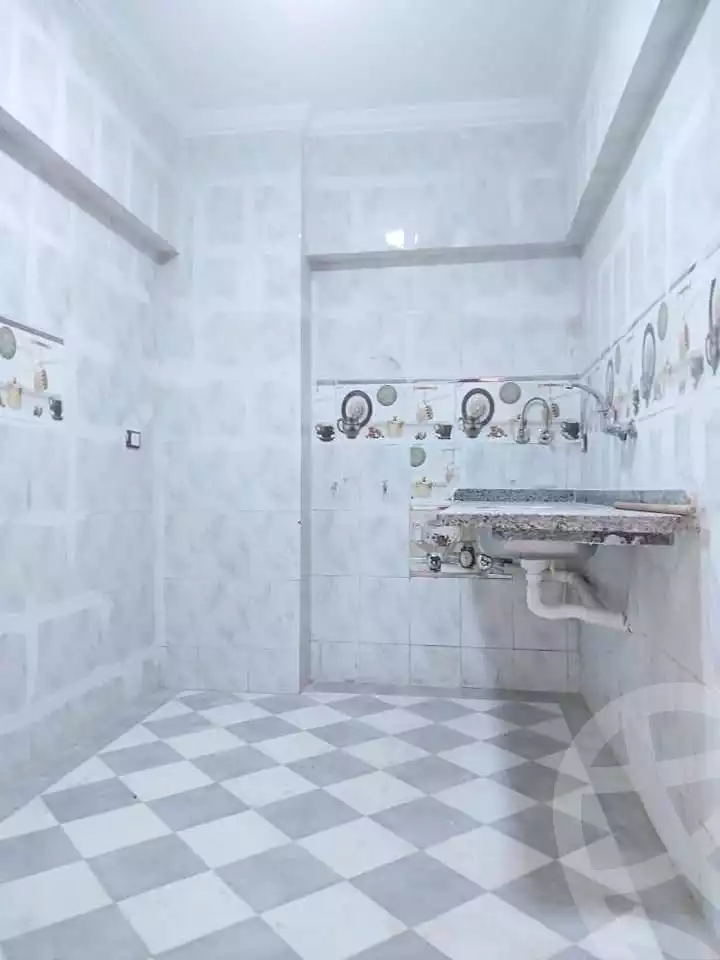 https://aqarmap.com.eg/en/listing/6892577-for-sale-alexandria-al-agamy-el-hanouvel-al-haded-we-al-soulb-st