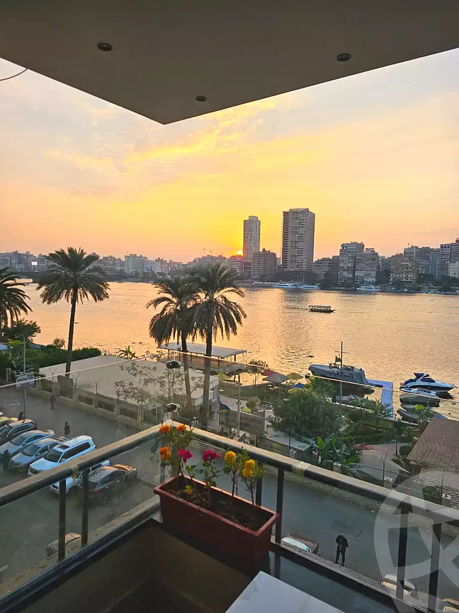 https://aqarmap.com.eg/en/listing/6892562-for-sale-cairo-manial-abd-el-aziz-al-saud-st