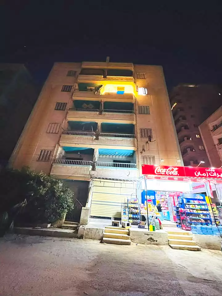 https://aqarmap.com.eg/ar/listing/6893906-for-sale-alexandria-al-agamy-shataa-el-nakheel-no-9-st
