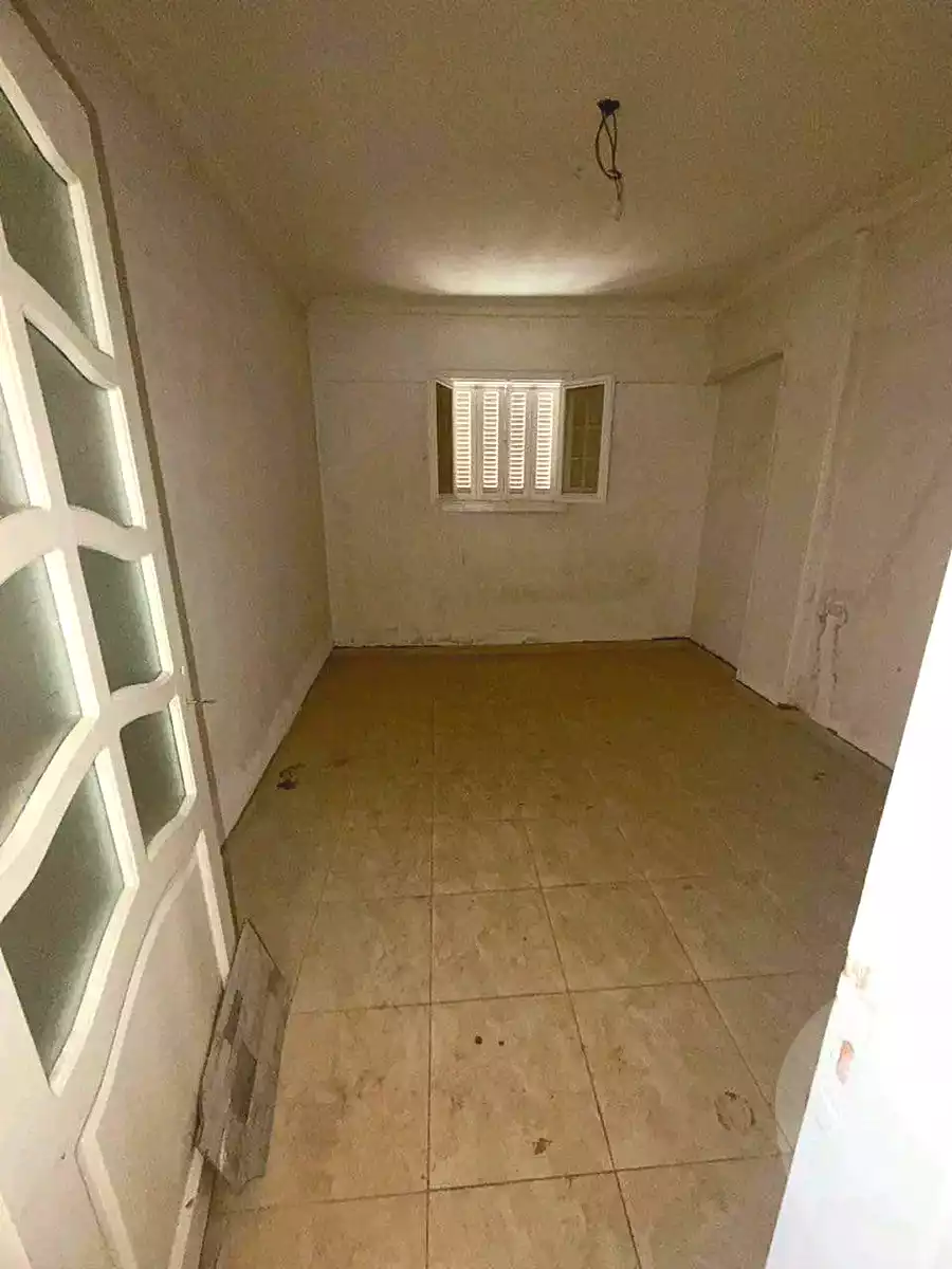 https://aqarmap.com.eg/en/listing/6893943-for-sale-alexandria-lsywf-el-falki