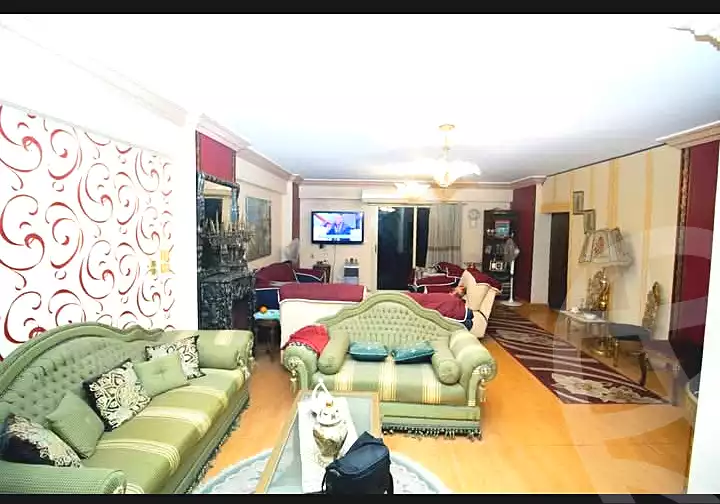 https://aqarmap.com.eg/en/listing/6893991-for-sale-alexandria-camp-cesar-tiba-st