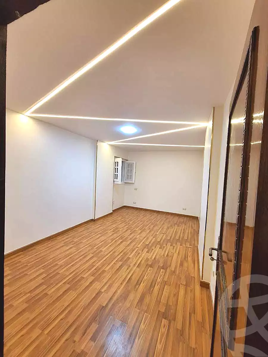 https://aqarmap.com.eg/en/listing/6894065-for-sale-alexandria-sydy-bshr-sydy-bshr-bhry-shr-mhmwd-l-yswy