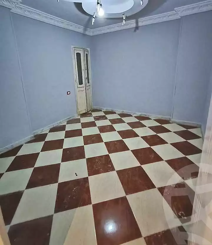 https://aqarmap.com.eg/en/listing/6894114-for-sale-alexandria-sydy-bshr-sydy-bshr-qbly-street-30