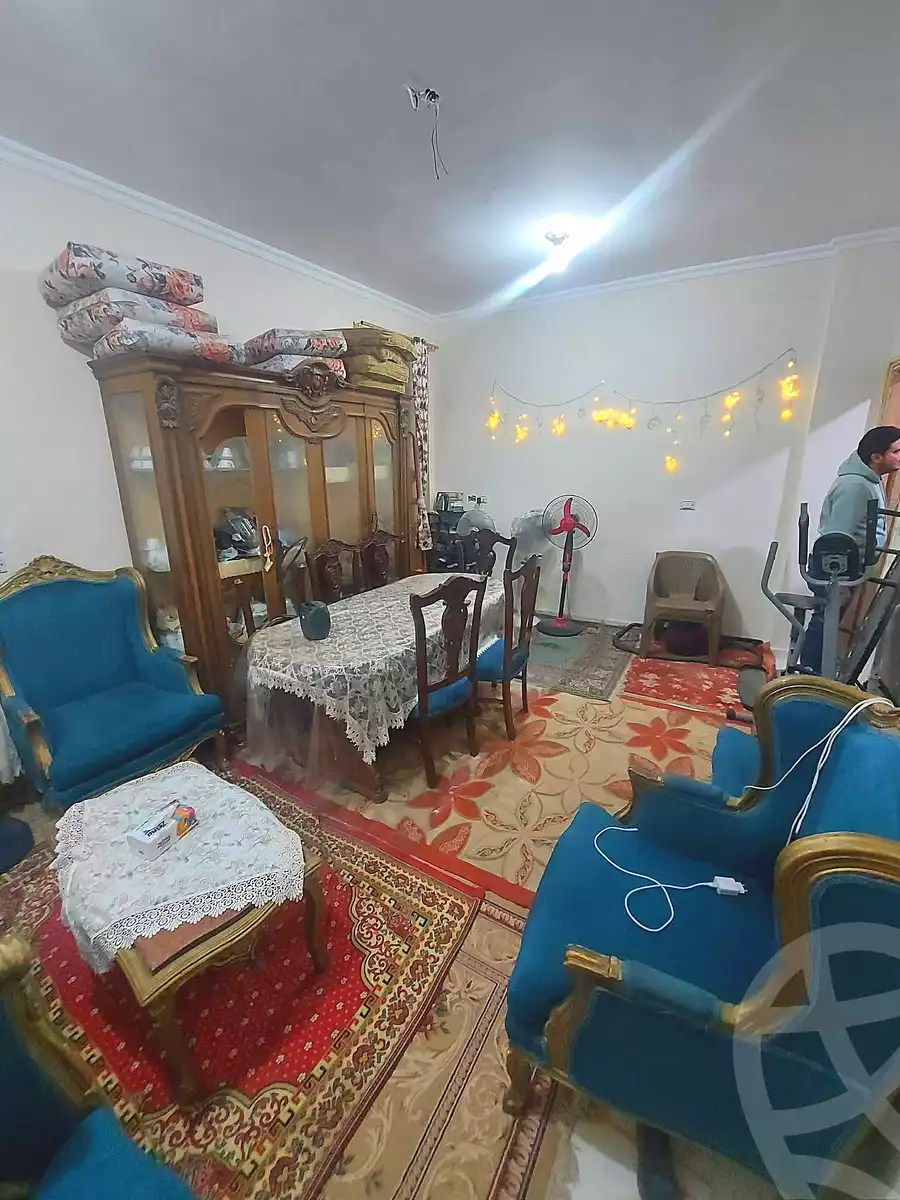https://aqarmap.com.eg/ar/listing/6894255-for-sale-cairo-helwan-el-shareaa-el-sharby-st