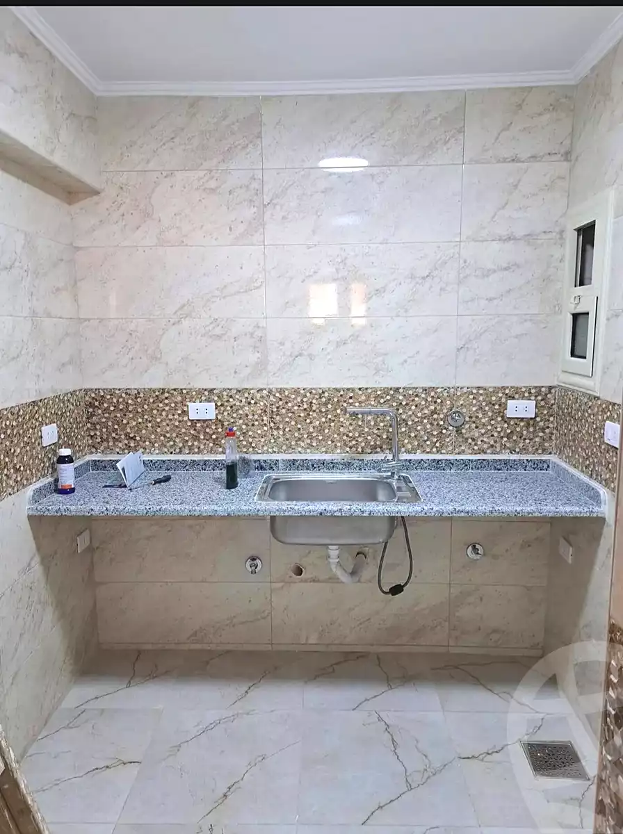 https://aqarmap.com.eg/ar/listing/6894377-for-sale-alexandria-sydy-bshr-sydy-bshr-bhry-khalil-hamada-st