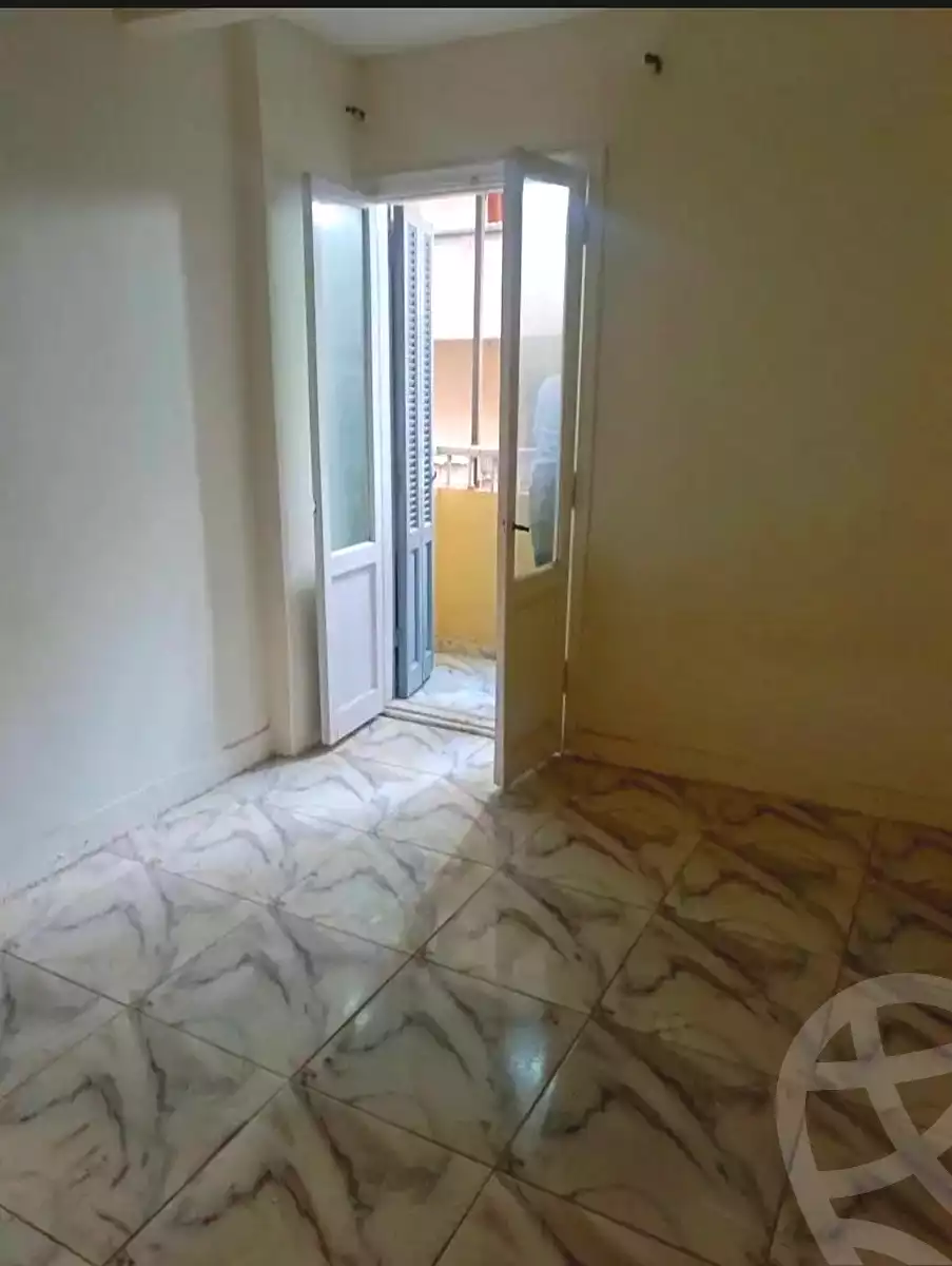 https://aqarmap.com.eg/ar/listing/6894541-for-sale-alexandria-el-mandara-shr-jml-bd-lnsr