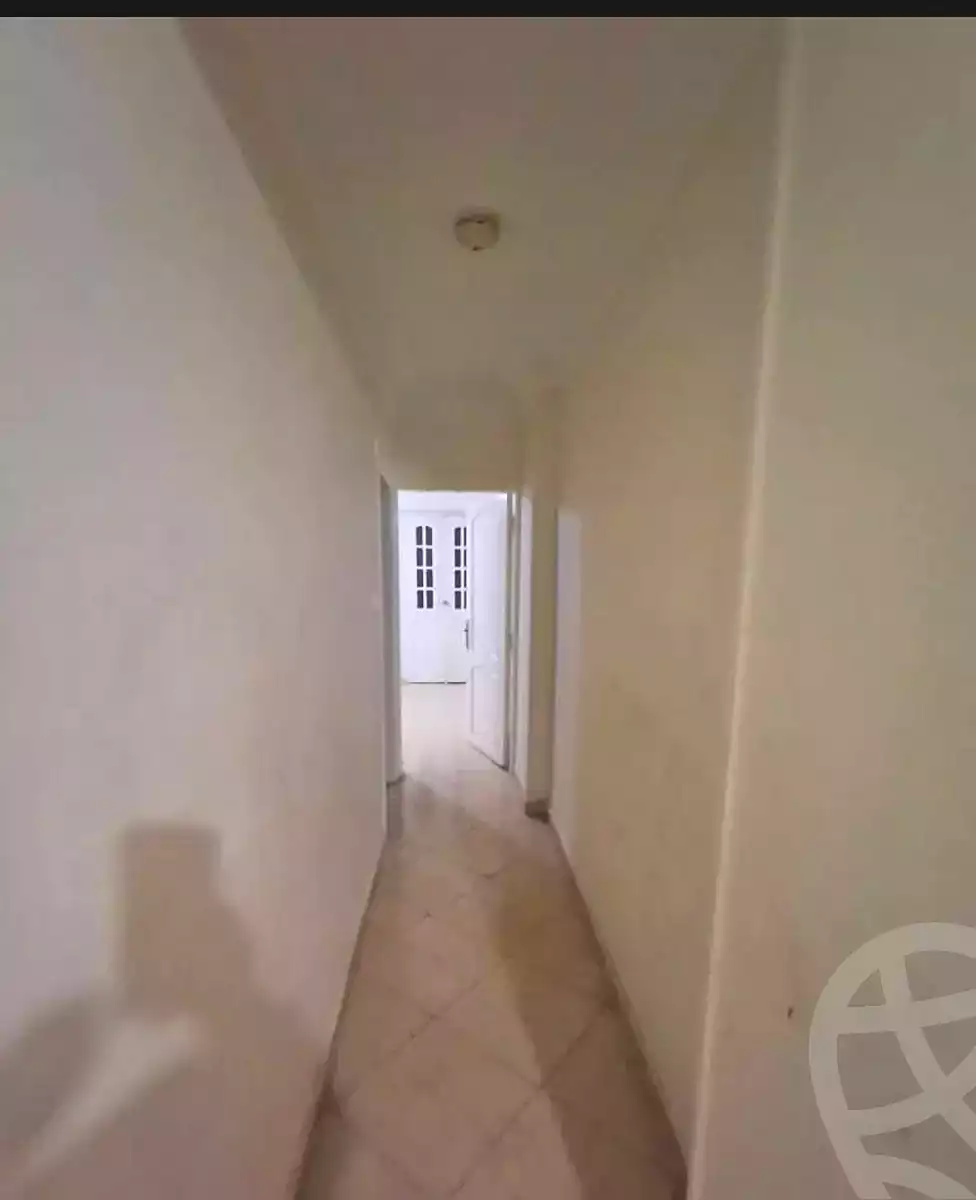 https://aqarmap.com.eg/en/listing/6894740-for-sale-alexandria-lsywf-el-falki