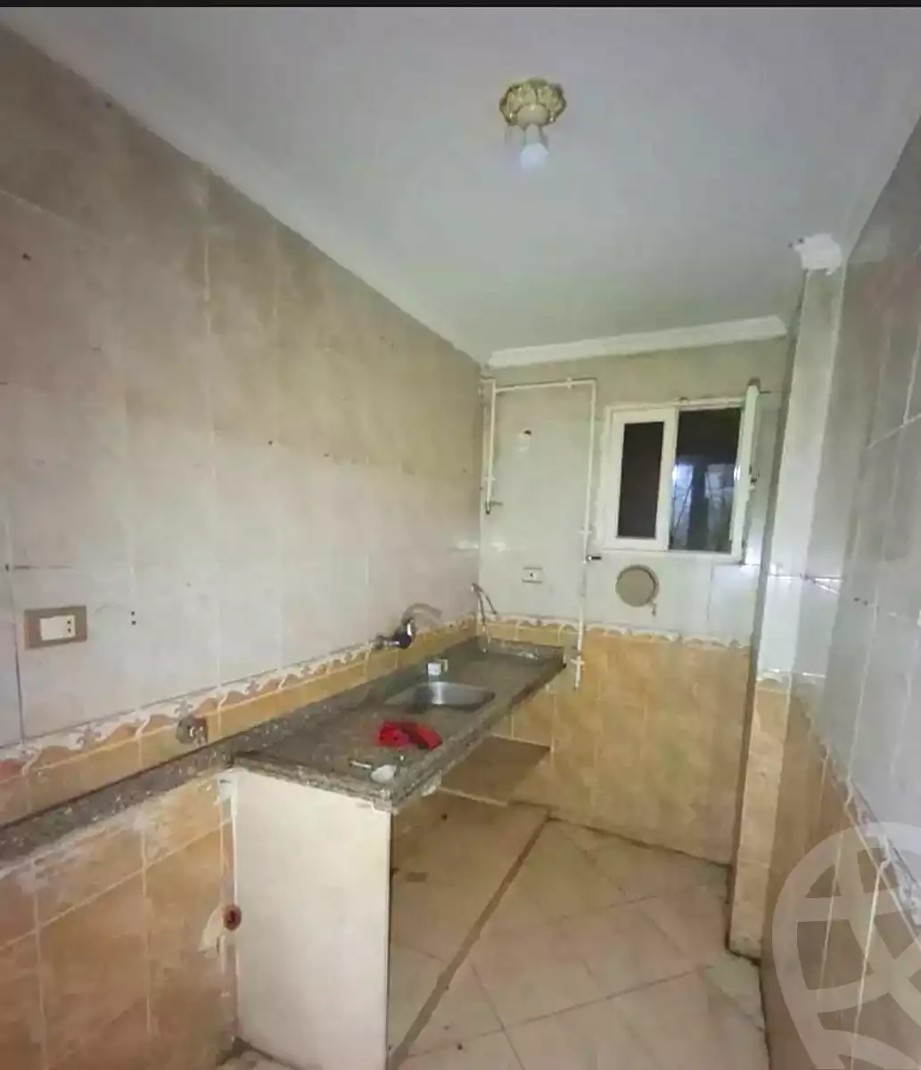 https://aqarmap.com.eg/en/listing/6894740-for-sale-alexandria-lsywf-el-falki
