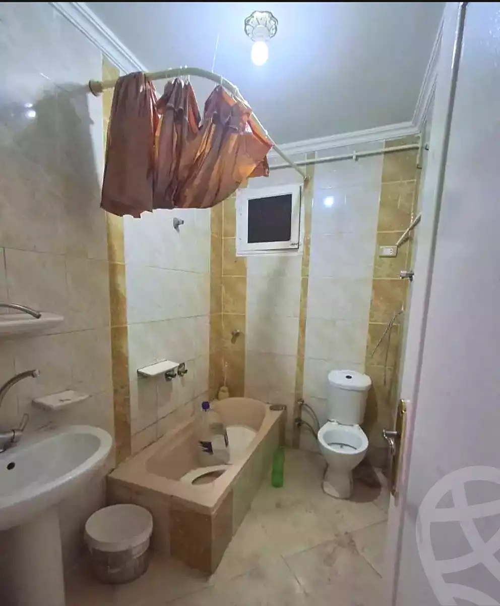https://aqarmap.com.eg/en/listing/6894740-for-sale-alexandria-lsywf-el-falki