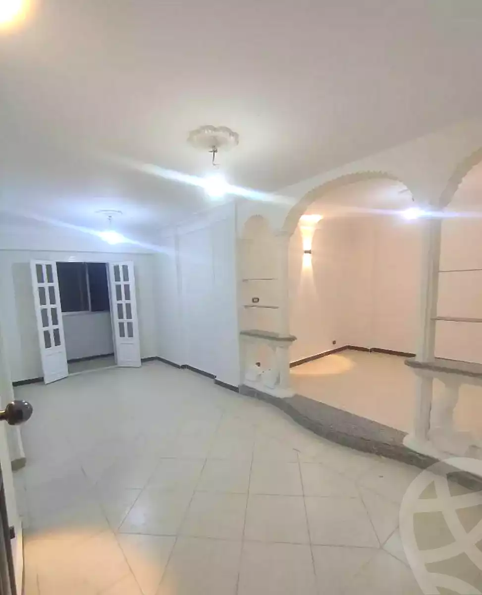 https://aqarmap.com.eg/en/listing/6894899-for-sale-alexandria-lsywf-el-falki