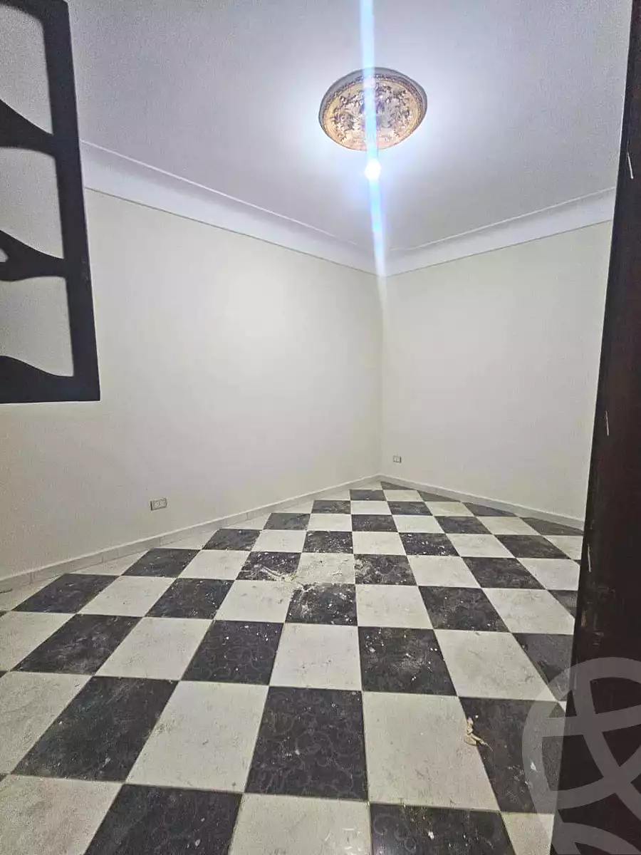 https://aqarmap.com.eg/en/listing/6894913-for-sale-alexandria-al-agamy-el-hanouvel-abo-el-shawareb-st