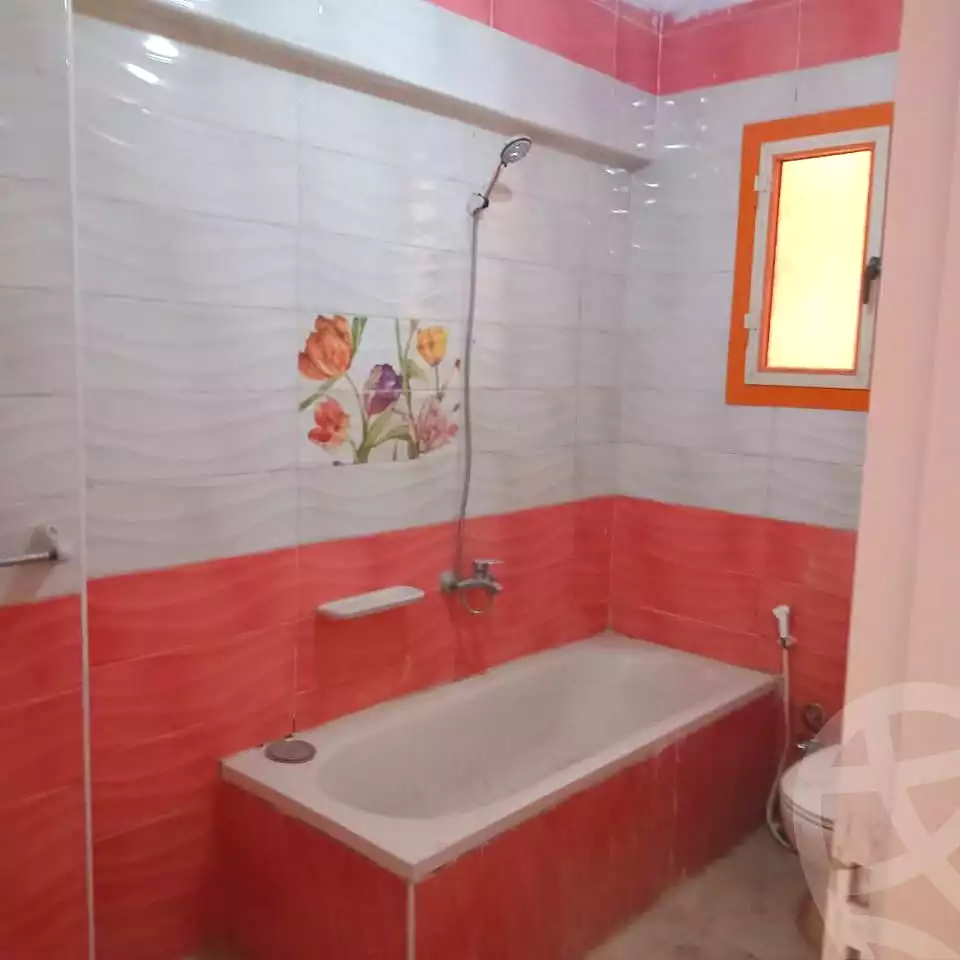 https://aqarmap.com.eg/ar/listing/6895329-for-sale-alexandria-al-agamy-el-hanouvel-al-haded-we-al-soulb-st