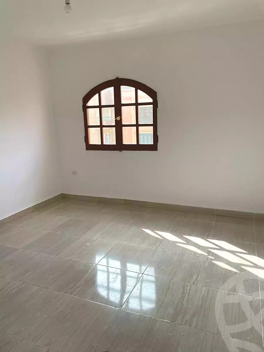 https://aqarmap.com.eg/ar/listing/6895345-for-rent-cairo-6th-of-october-el-ahyaa-neighborhood-4th-neighbourhood-1