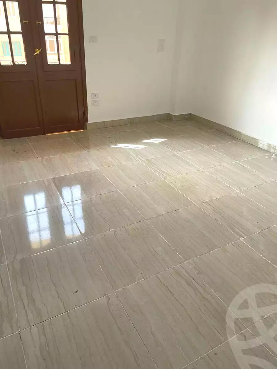 https://aqarmap.com.eg/ar/listing/6895345-for-rent-cairo-6th-of-october-el-ahyaa-neighborhood-4th-neighbourhood-1
