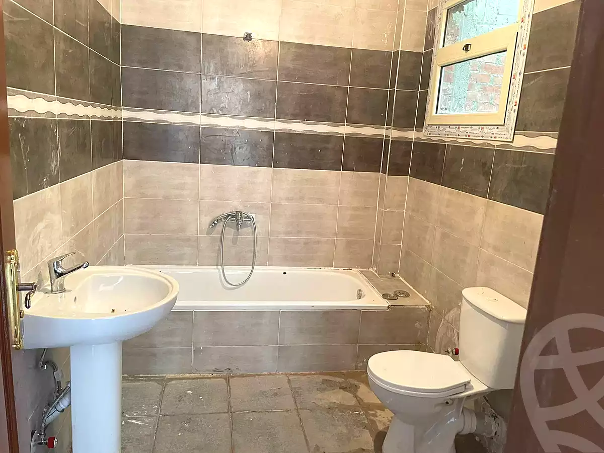 https://aqarmap.com.eg/ar/listing/6895345-for-rent-cairo-6th-of-october-el-ahyaa-neighborhood-4th-neighbourhood-1