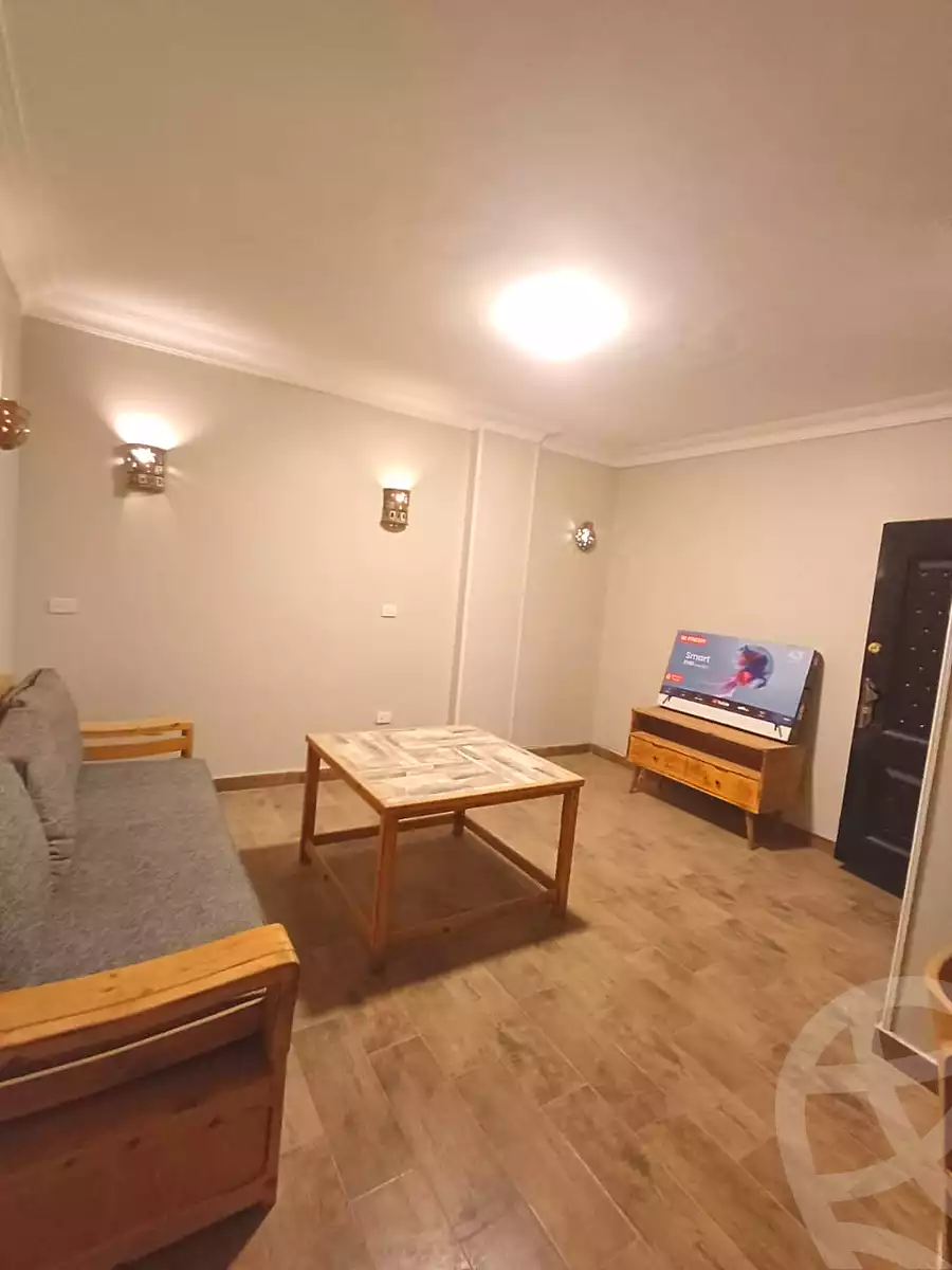 https://aqarmap.com.eg/ar/listing/6895413-for-rent-cairo-6th-of-october-el-ahyaa-neighborhood-4th