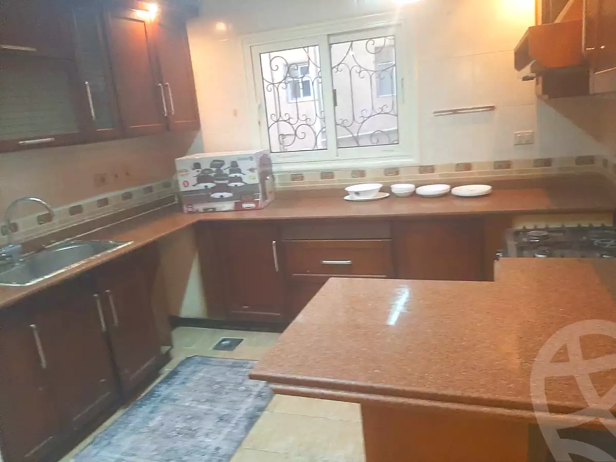 https://aqarmap.com.eg/ar/listing/6895653-for-rent-cairo-el-sheikh-zayed-city-el-hay-elrabeaa-ashaer-shr-lshbb