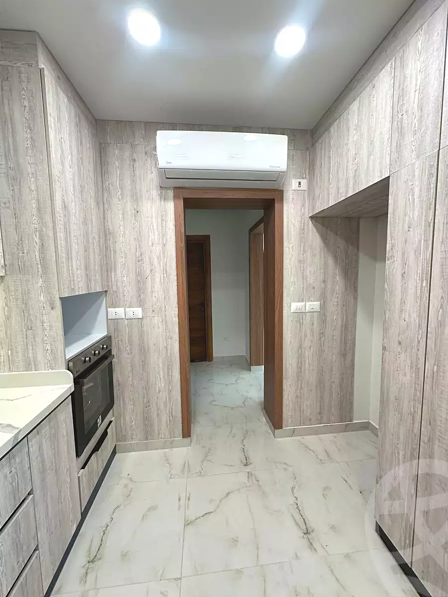 https://aqarmap.com.eg/ar/listing/6895705-for-rent-cairo-new-cairo-compounds-villette-kmbwnd-sky-kwndwz-swdyk-villette
