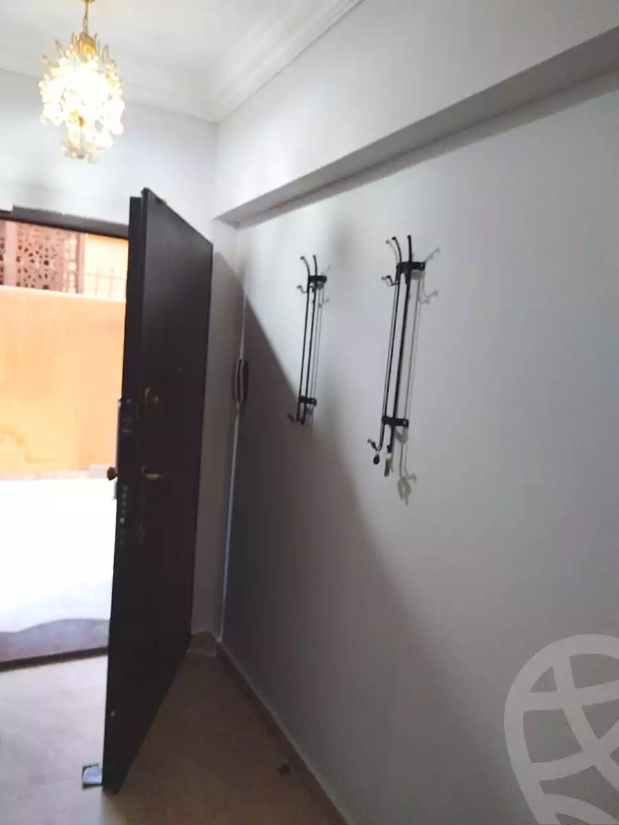 https://aqarmap.com.eg/ar/listing/6895762-for-rent-cairo-6th-of-october-compounds-pyramids-walk