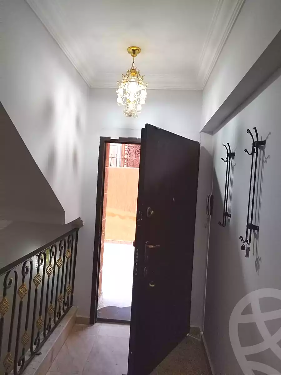 https://aqarmap.com.eg/ar/listing/6895762-for-rent-cairo-6th-of-october-compounds-pyramids-walk