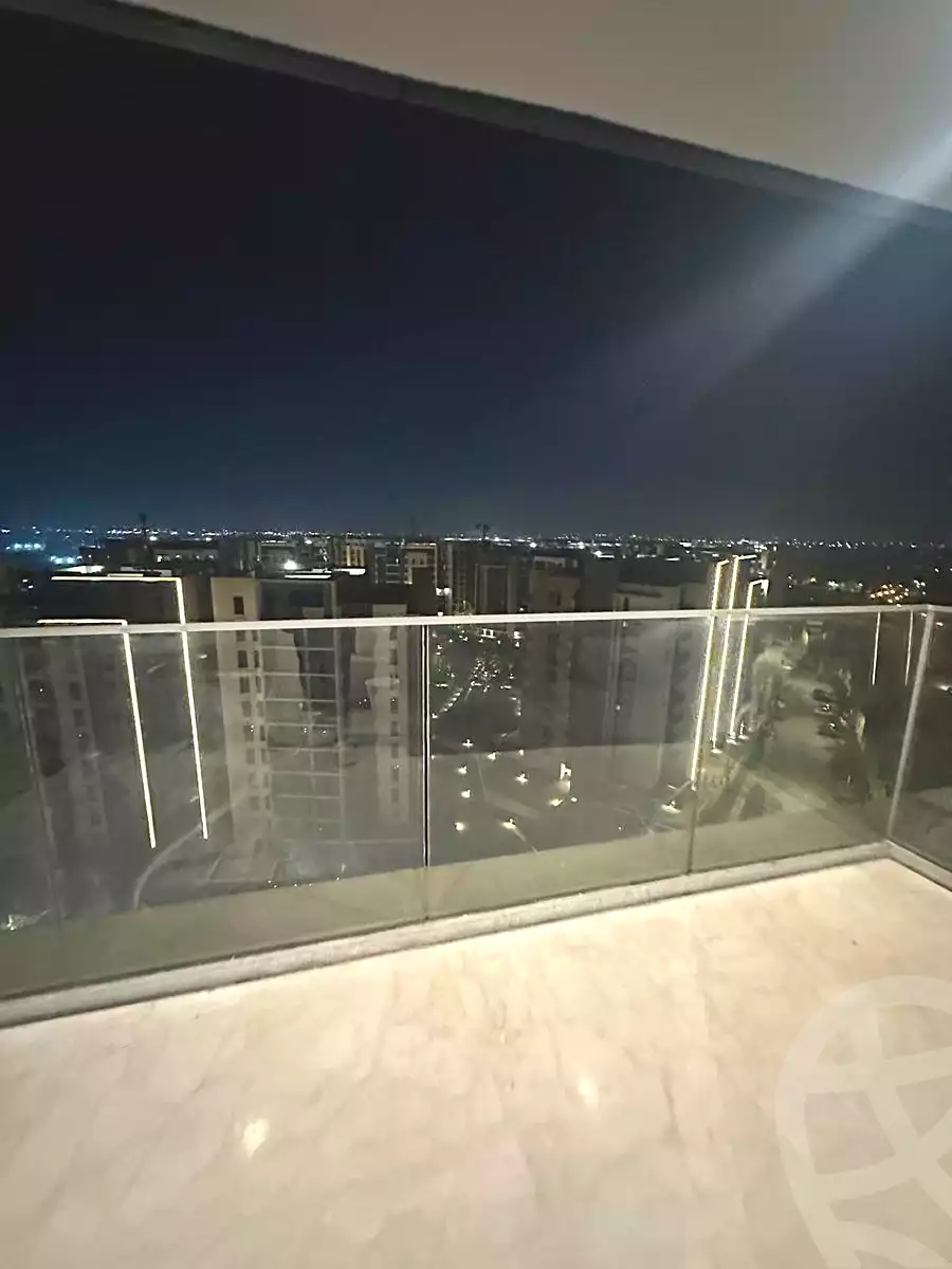 https://aqarmap.com.eg/ar/listing/6895898-for-rent-cairo-el-sheikh-zayed-city-compounds-dh-drys