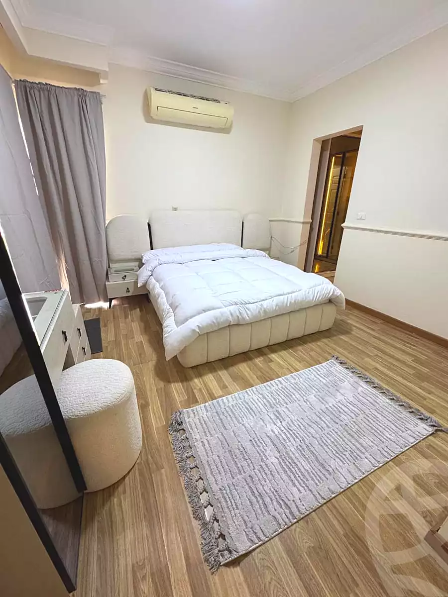 https://aqarmap.com.eg/en/listing/6895917-for-rent-cairo-el-sheikh-zayed-city-compounds-dh-drys