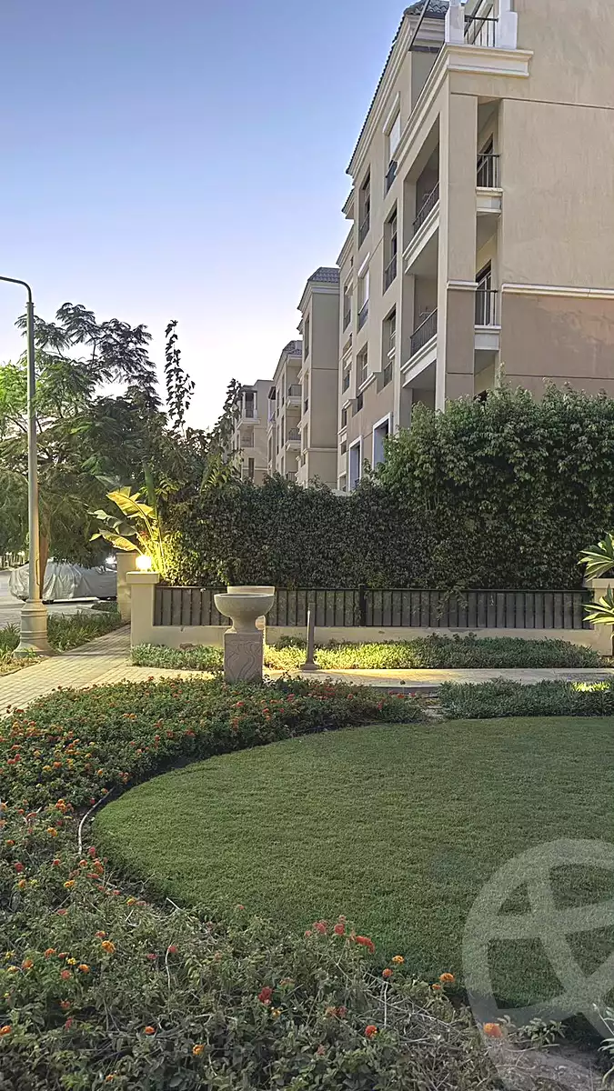 https://aqarmap.com.eg/en/listing/6895876-for-sale-cairo-new-cairo-compounds-sarai-esse-residence-sarai