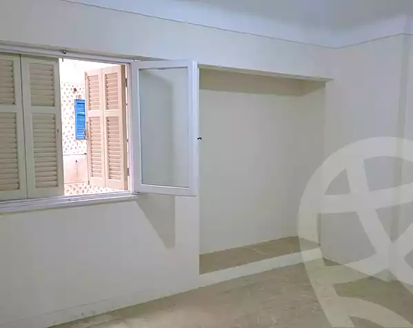 https://aqarmap.com.eg/en/listing/6896799-for-sale-alexandria-el-asafra-l-sfr-bhry