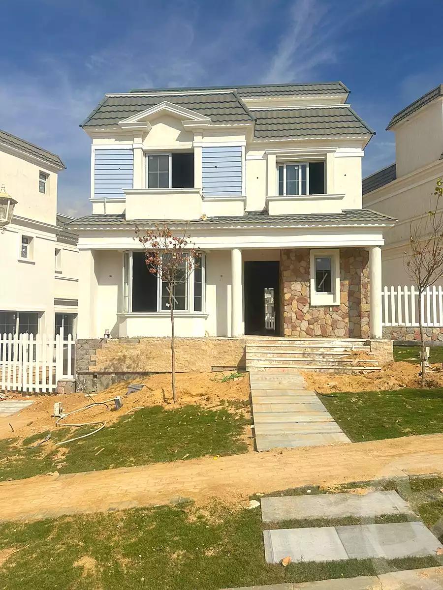 https://aqarmap.com.eg/en/listing/6896807-for-sale-cairo-new-cairo-compounds-mountain-view-1