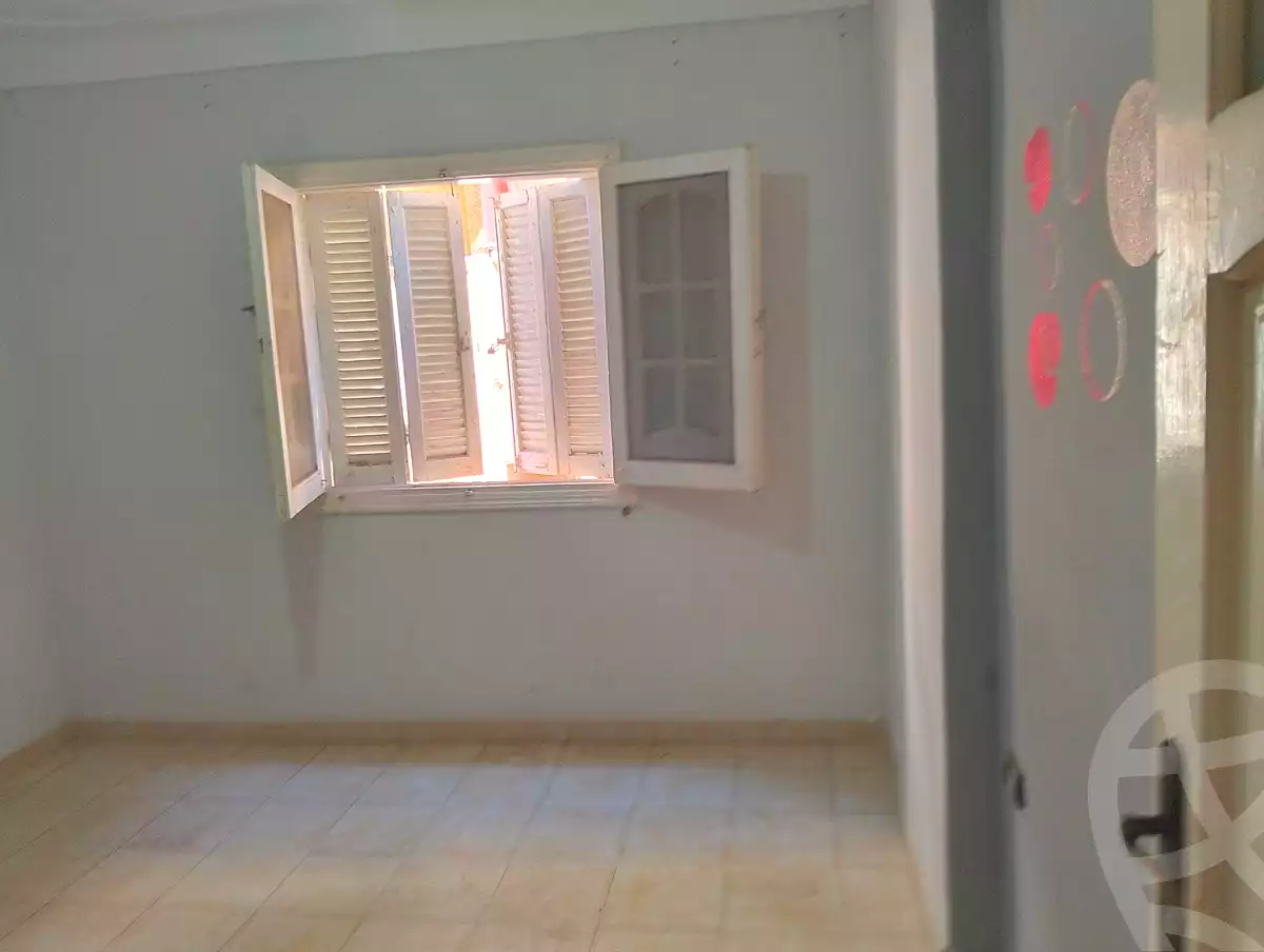 https://aqarmap.com.eg/en/listing/6894605-for-rent-alexandria-al-agamy-el-kilo-21