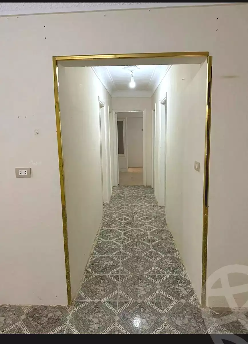 https://aqarmap.com.eg/ar/listing/6896973-for-sale-alexandria-al-agamy-el-hanouvel-radwan-st