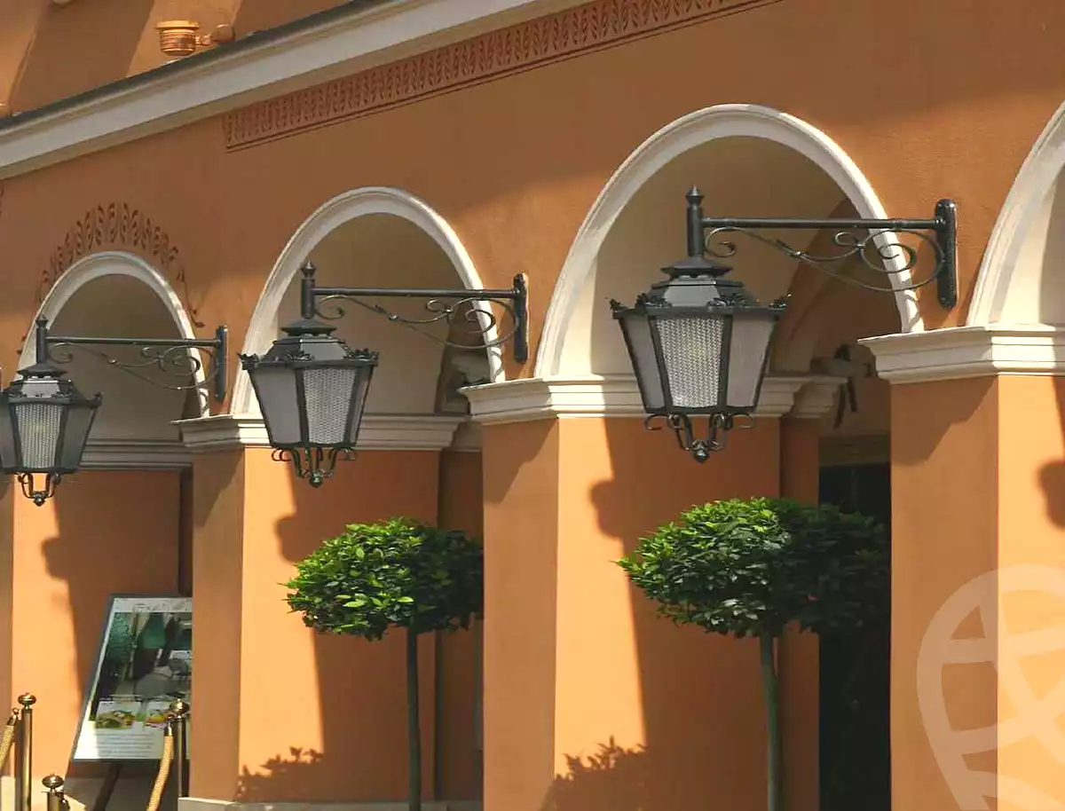 https://aqarmap.com.eg/ar/listing/6763501-for-sale-cairo-el-sheikh-zayed-city-compounds-kmbwnd-fyldj-wyst-dr-llttwyr