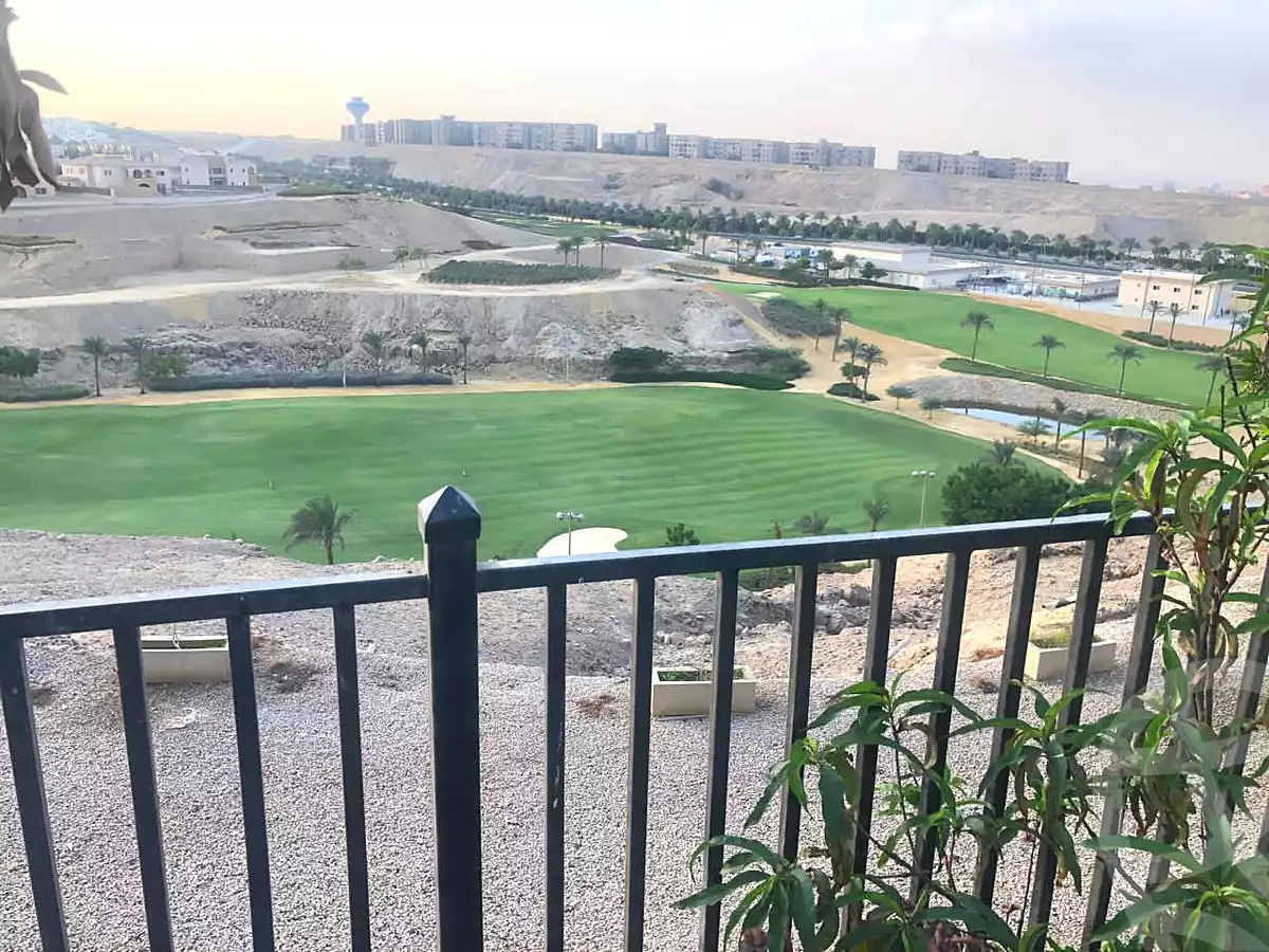 فيلا بـ٤ غرف نوم في أب تاون كايرو، صورة ٤ من ١٠