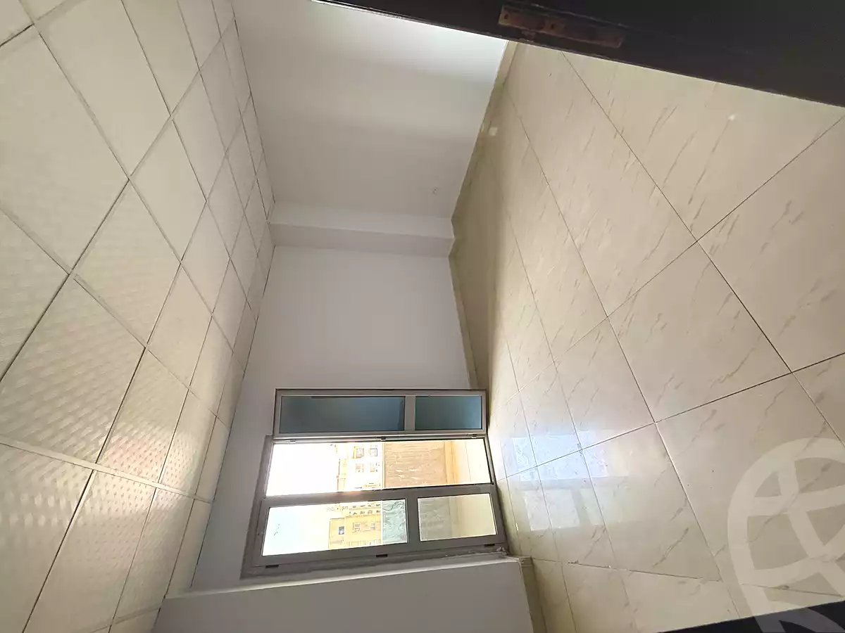 https://aqarmap.com.eg/ar/listing/6897860-for-rent-cairo-6th-of-october-lhsry