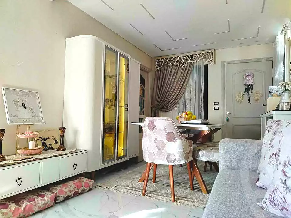 https://aqarmap.com.eg/ar/listing/6898052-for-sale-alexandria-ganaklis