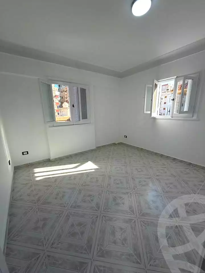 https://aqarmap.com.eg/ar/listing/6898453-for-sale-alexandria-al-agamy-shataa-el-nakheel
