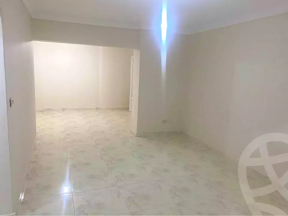 https://aqarmap.com.eg/ar/listing/6898497-for-rent-alexandria-ganaklis-shr-mrtdy-bsh