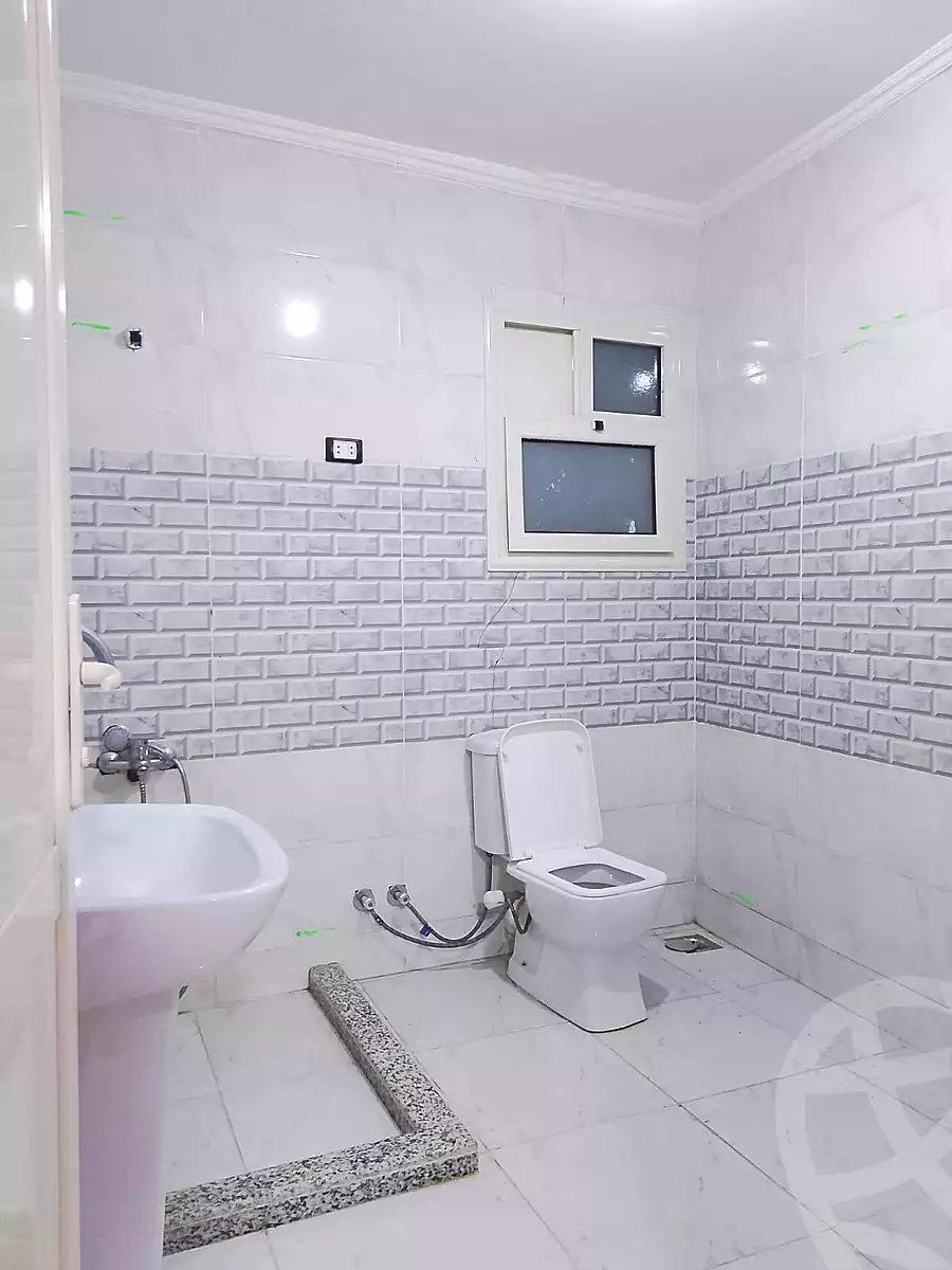 https://aqarmap.com.eg/ar/listing/6898576-for-rent-cairo-ain-shams-jsr-lswys