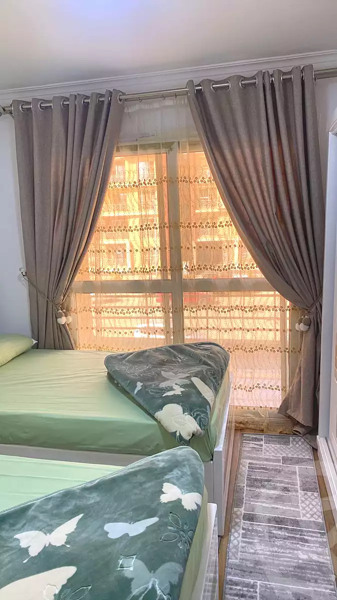 https://aqarmap.com.eg/ar/listing/6898708-for-rent-cairo-6th-of-october-compounds-jn-ktwbr