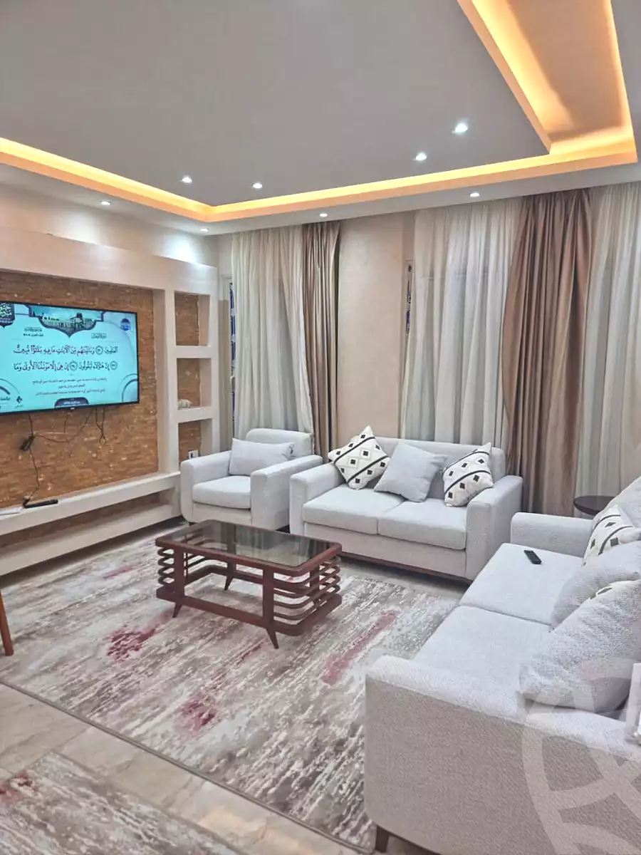 https://aqarmap.com.eg/ar/listing/6898811-for-rent-cairo-el-sheikh-zayed-city-compounds-jn-1