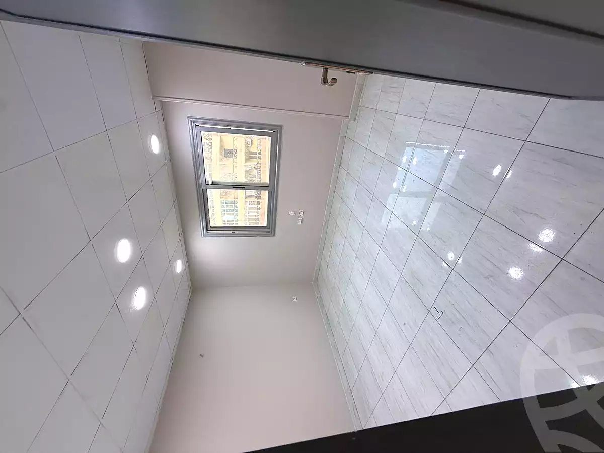 https://aqarmap.com.eg/ar/listing/6898914-for-rent-cairo-6th-of-october-lhsry