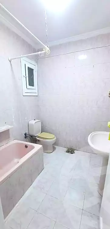 https://aqarmap.com.eg/ar/listing/6898984-for-sale-alexandria-al-agamy-shataa-el-nakheel-street-10