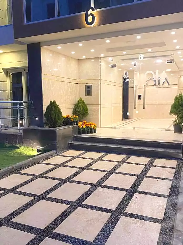 https://aqarmap.com.eg/en/listing/6899742-for-sale-cairo-new-administrative-capital-r7-oia