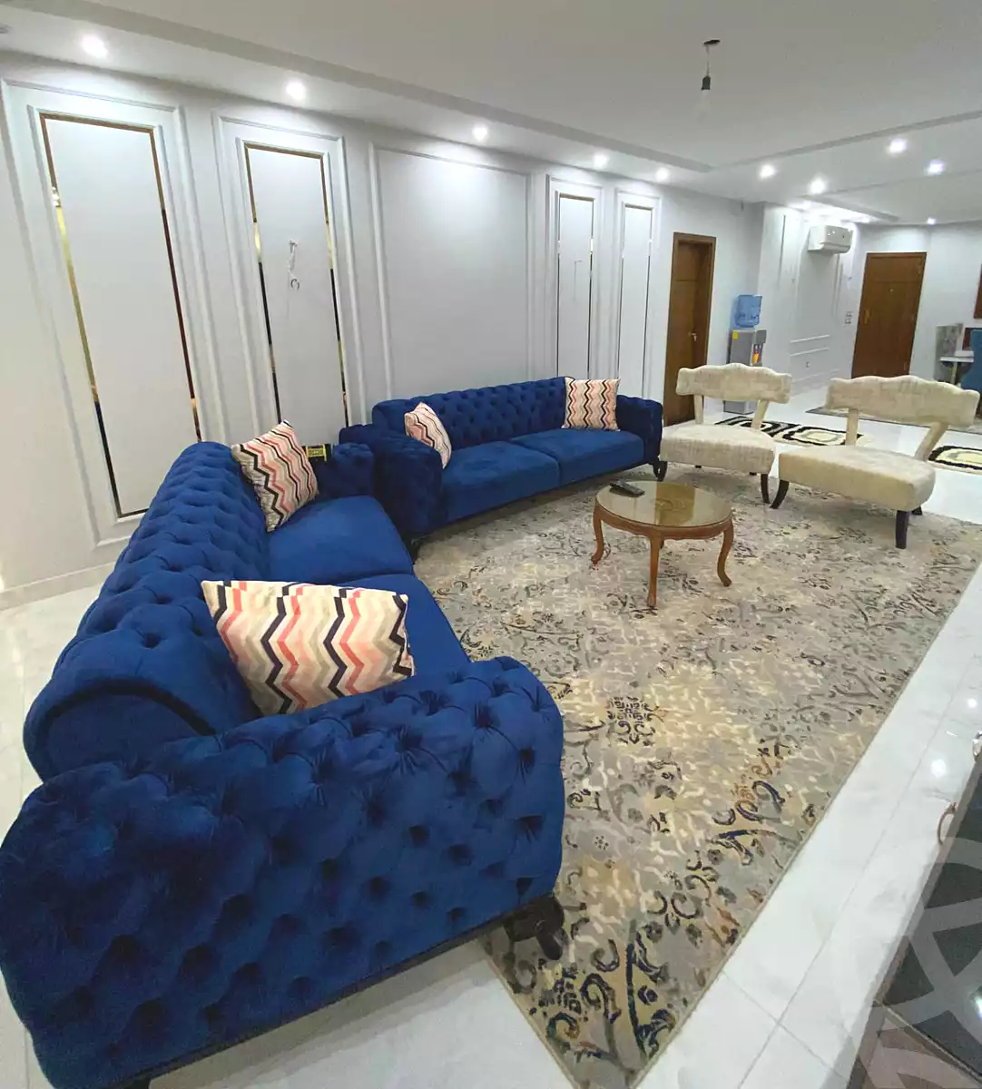 https://aqarmap.com.eg/ar/listing/6899811-for-sale-cairo-el-sheikh-zayed-city-el-hay-elthamen-lml