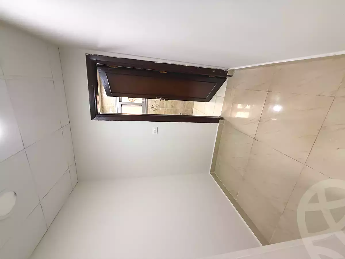 https://aqarmap.com.eg/ar/listing/6899828-for-rent-cairo-6th-of-october-lhsry