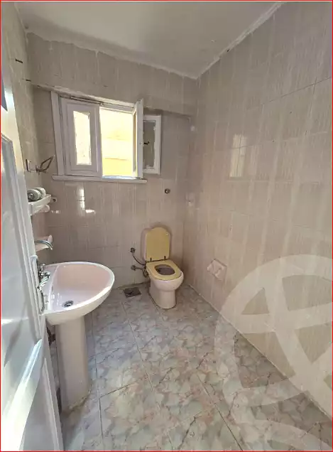https://aqarmap.com.eg/ar/listing/6900594-for-sale-alexandria-al-agamy-shataa-el-nakheel