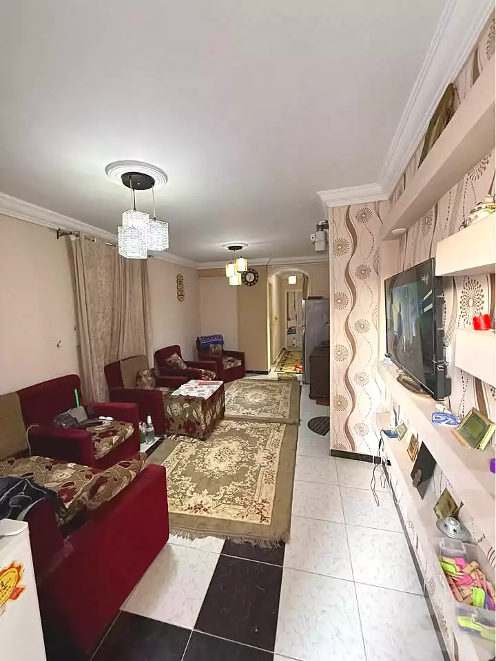 https://aqarmap.com.eg/ar/listing/6900802-for-sale-alexandria-sydy-bshr-sydy-bshr-bhry-shr-mhmd-njyb